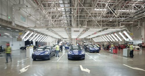 探訪特斯拉上海超級工廠 30多秒下線一輛車，揭秘全球最高效汽車工廠的煉成之道